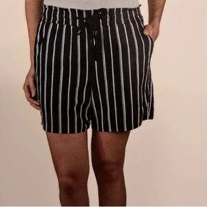 Jachs Girlfriend Shorts Medium Paperbag Waist Black and White Striped